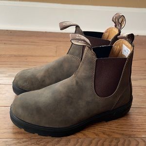 Blundstone 585 Boots - Rustic Brown - US Women’s Size 7.5